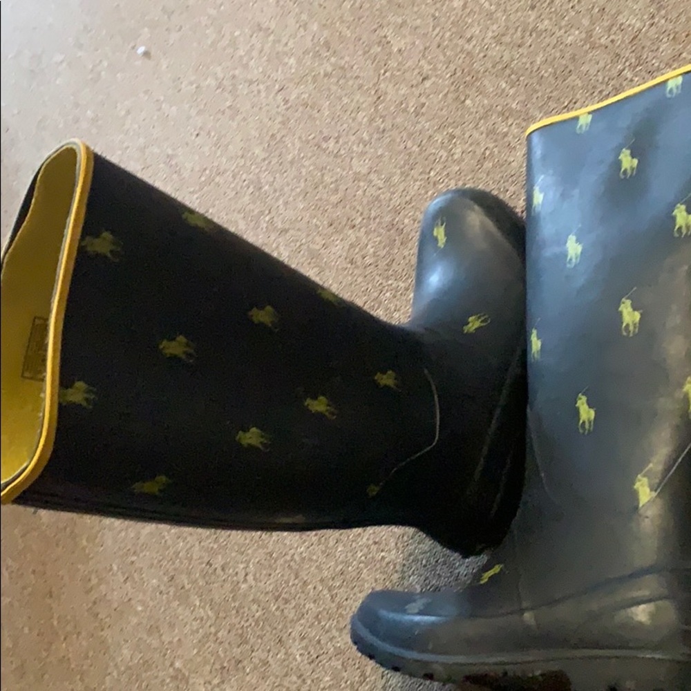 Rain boots